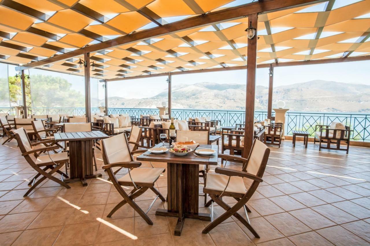 Kouvalata Lazaratos Hotel מראה חיצוני תמונה