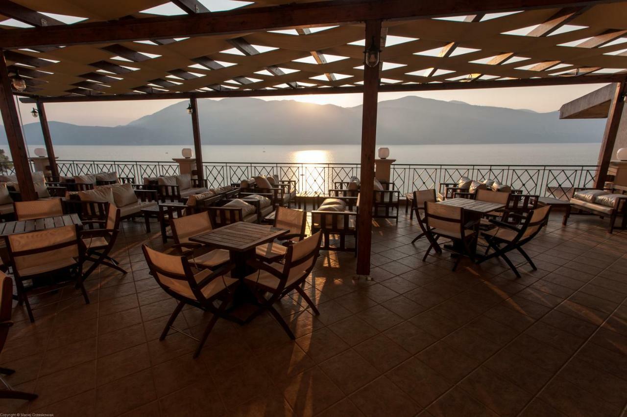 Kouvalata Lazaratos Hotel מראה חיצוני תמונה